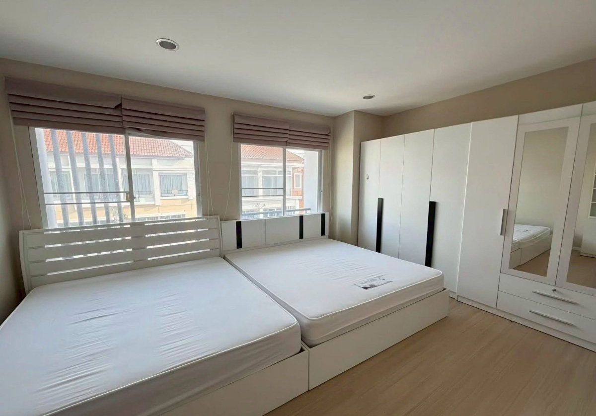 รูป 🏡✨ ทาวน์โฮม 3 ชั้น หลังมุม บ้านกลางเมือง เกษตร–นวมินทร์ (ซอยนวมินทร์ 70) 3 ห้องนอน 3 ห้องน้ำ พร้อมอยู่ - รูปที่ 10/16