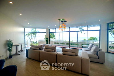 Condos for rent : 3-BR Condo at Bay View Resort in Bang Lamung (ID 2796358)