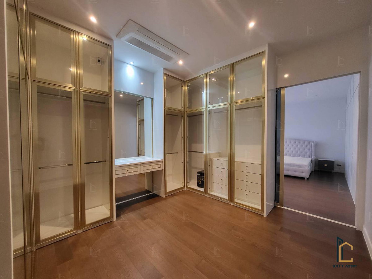 picture ðĨFor Rent!! corner unit 4b5b 250k - BuGaan Krungthep Kreetha ðCall 090 919 9898 - 9/16
