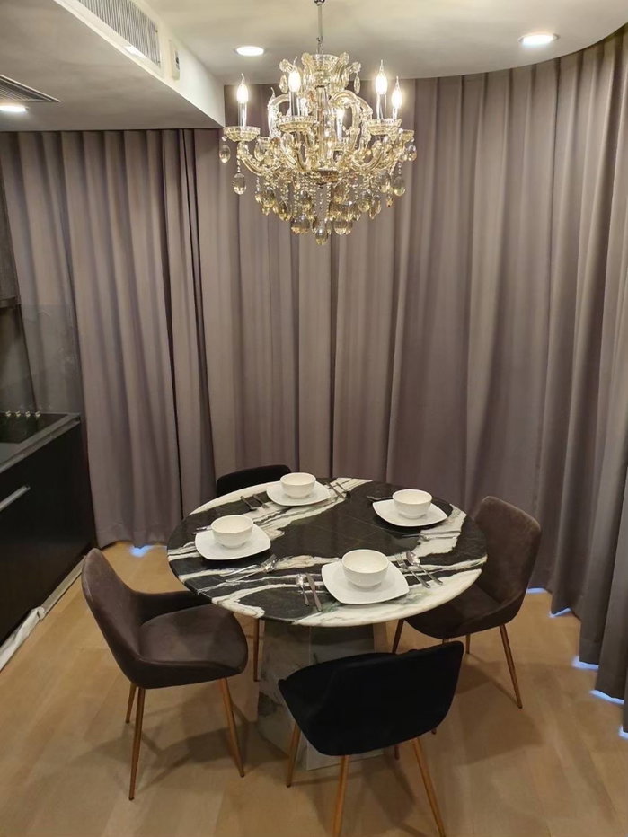 รูป ★ถูกสุดในโครงการ ขายห้องใหม่ เพียง  15.2 ลบ. ★ใจกลางเมือง ใกล้แหล่งศึกษา และของกินมากมาย★ วิวสวย ใกล้รถไฟฟ้า Mrt สามย่าน★ @ Ashton Chula-Silom - รูปที่ 2/9