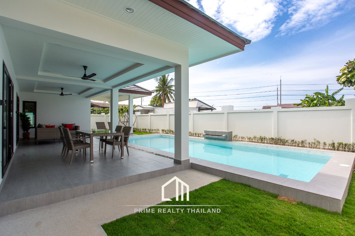 รูป พูลวิลล่าสไตล์โมเดิร์น ในซอย 112 – บ้านพักอาศัยส่วนตัว บนทำเลคุณภาพ - รูปที่ 3/29