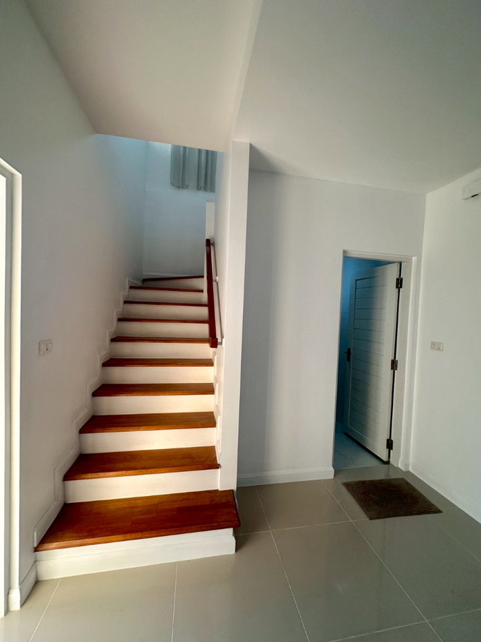 รูป ให้เช่าบ้านเดี่ยว 2 ชั้น | มัณฑนา อ่อนนุช – วงแหวน 3 Manthana Onnut – Wongwaen 3 3+1 ห้องนอน | 3 ห้องน้ำ | ราคาเริ่ม 50,000 บาท/เดือน - รูปที่ 14/18