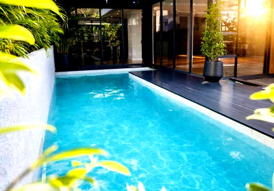 ขายบ้านเดี่ยว : 🏊ขาย Pool Villa อ่อนนุช 17 จอดรถได้เยอะมาก 6 คัน และรอบบ้านอีก 5 คัน จะเป็นออฟฟิตหรืออยู่อาศัยก็เหมาะ