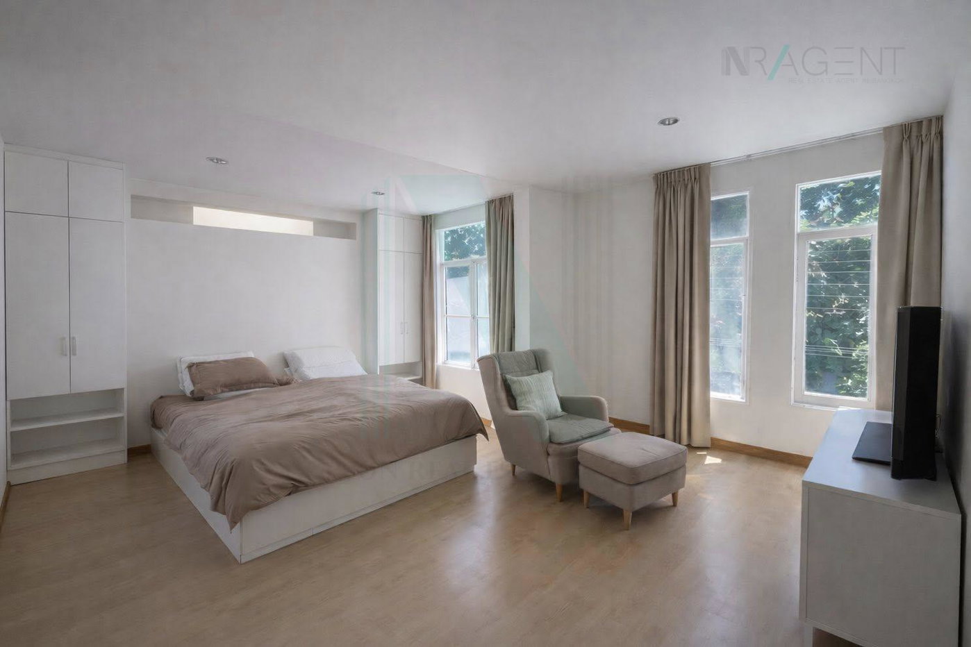 รูป 📌 ขายบ้านเดี่ยว โครงการ อารียา คาซ่า อ่อนนุช 3 ชั้น 4 ห้องนอน 5 ห้องน้ำ - รูปที่ 3/8