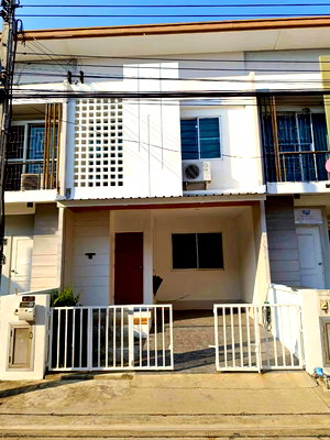 ทาวน์โฮมให้เช่า : ให้เช่า ทาวน์โฮม Nirvana Cover อ่อนนุช 65 บ้านรีโนเวทใหม่ 19 ตร.วา 16,000 บ/ด Line ID : @hatcheryAgent