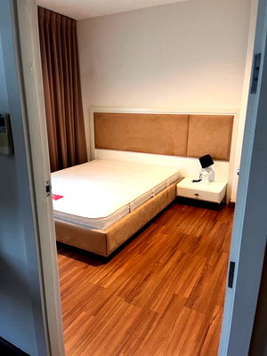 Condos for rent BTS Ari : For  rent   The Crest Phaholyothin 11  🔴🔴