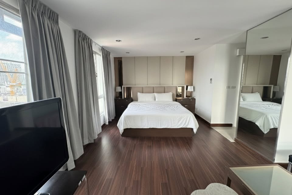 รูป RS5747 ให้เช่าคอนโด ห้องใหญ่ บรรยากาศเงียบสงบ Bangkok Garden Condo ใกล้ BTS ช่องนนทรี - รูปที่ 4/26