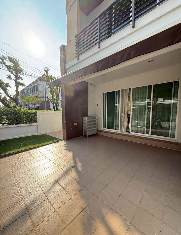รูป 🏡✨ ทาวน์โฮม 3 ชั้น หลังมุม บ้านกลางเมือง เกษตร–นวมินทร์ (ซอยนวมินทร์ 70) 3 ห้องนอน 3 ห้องน้ำ พร้อมอยู่ - รูปที่ 2/16