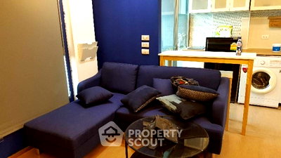 Condos for sale : 2-BR Condo at Feel Condo Pinklao - Charan 59 near MRT Bang Yi Khan (ID 2772190)