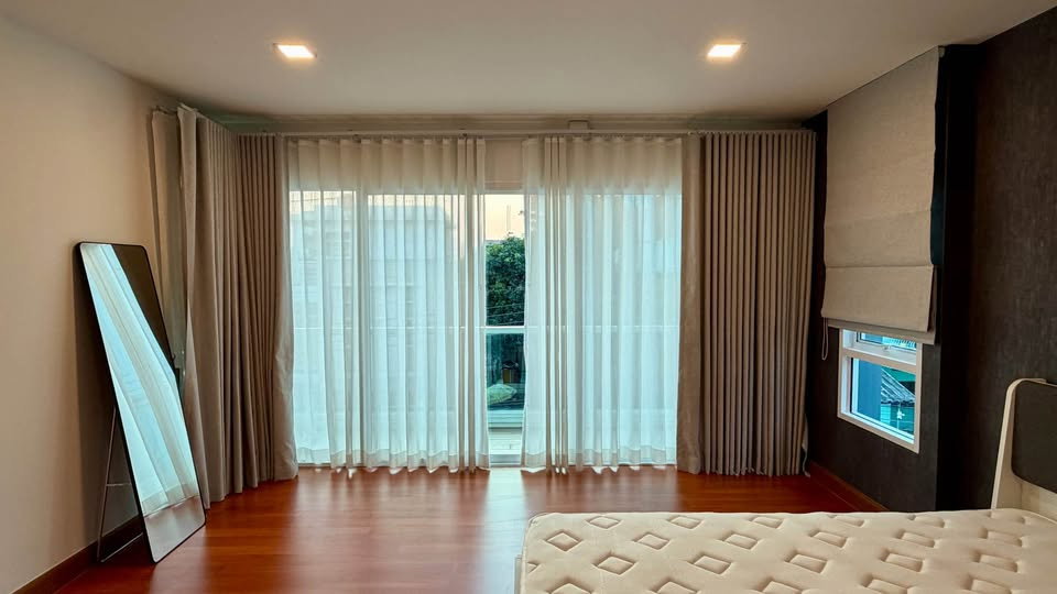 รูป ทาวน์โฮมให้เช่า : ทำเล อ่อนนุช - ศรีนครินทร์ (หลังมุม) เฟอร์ครบ พร้อมอยู่ | 3 ห้องนอน 4 ห้องน้ำ *มีห้องแม่บ้าน+ ห้องน้ำในตัว* - รูปที่ 19/19