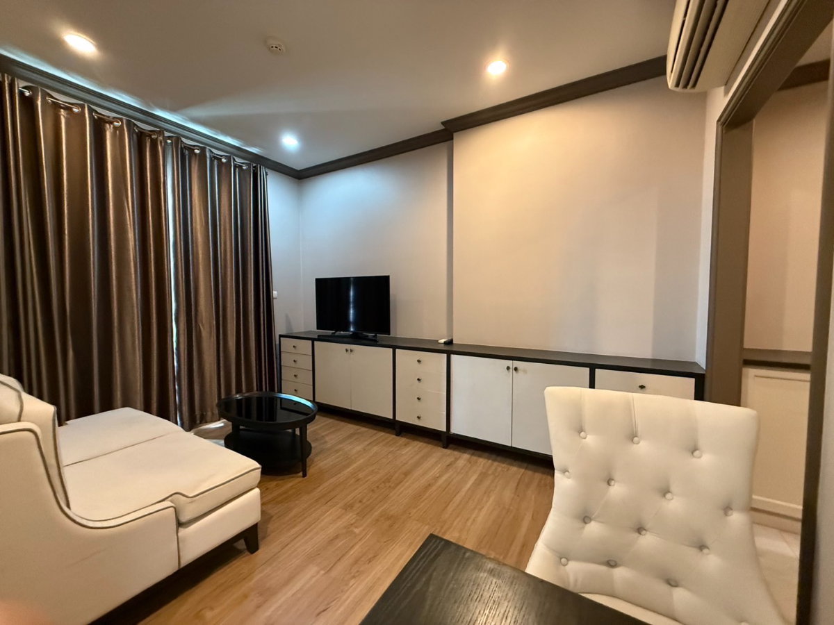 picture Available 9May26! The Reserve Kasemsan3. 1bed 39sq.m.  Line id: @pfagent - 2/16