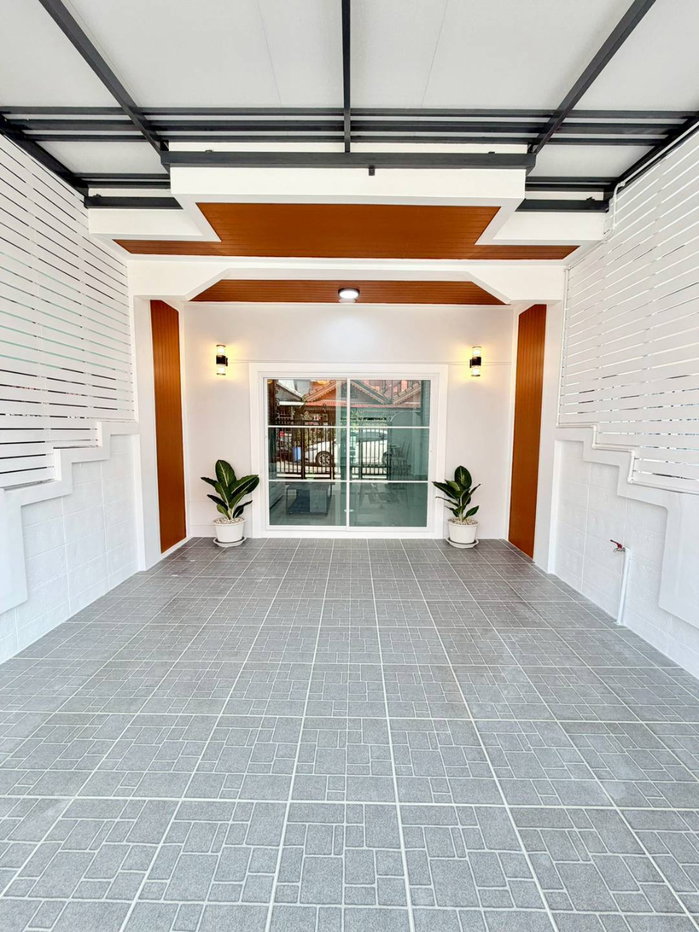 รูป บ้านสวย รีโนเวทใหม่  หมู่บ้านจิตตกาญจน์  บางใหญ่  ติดถนนกาญจนาภิเษก  ห่างเซ็นทรัล เวสเกต เพียง 500 เมตร - รูปที่ 3/23