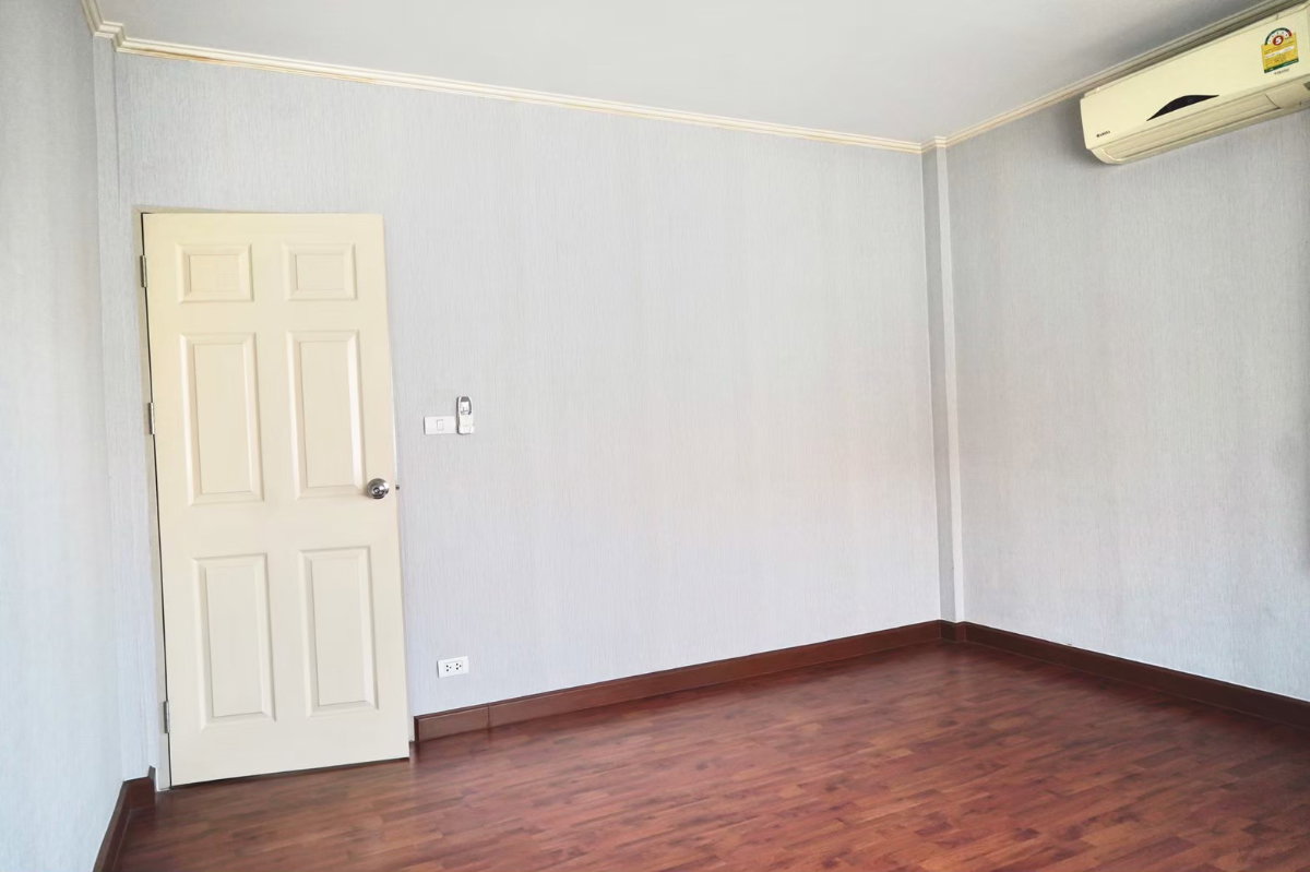 รูป 🏡 บ้านเดี่ยว หัวมุม วิวสวน หมู่บ้านศุภาลัย วิลล์ (หลักสี่-ดอนเมือง) 2 ชั้น 3 ห้องนอน 3 ห้องน้ำ 1 ห้องครัว 1 ห้องรับแขก ที่จอดรถ 2 คัน - รูปที่ 30/36