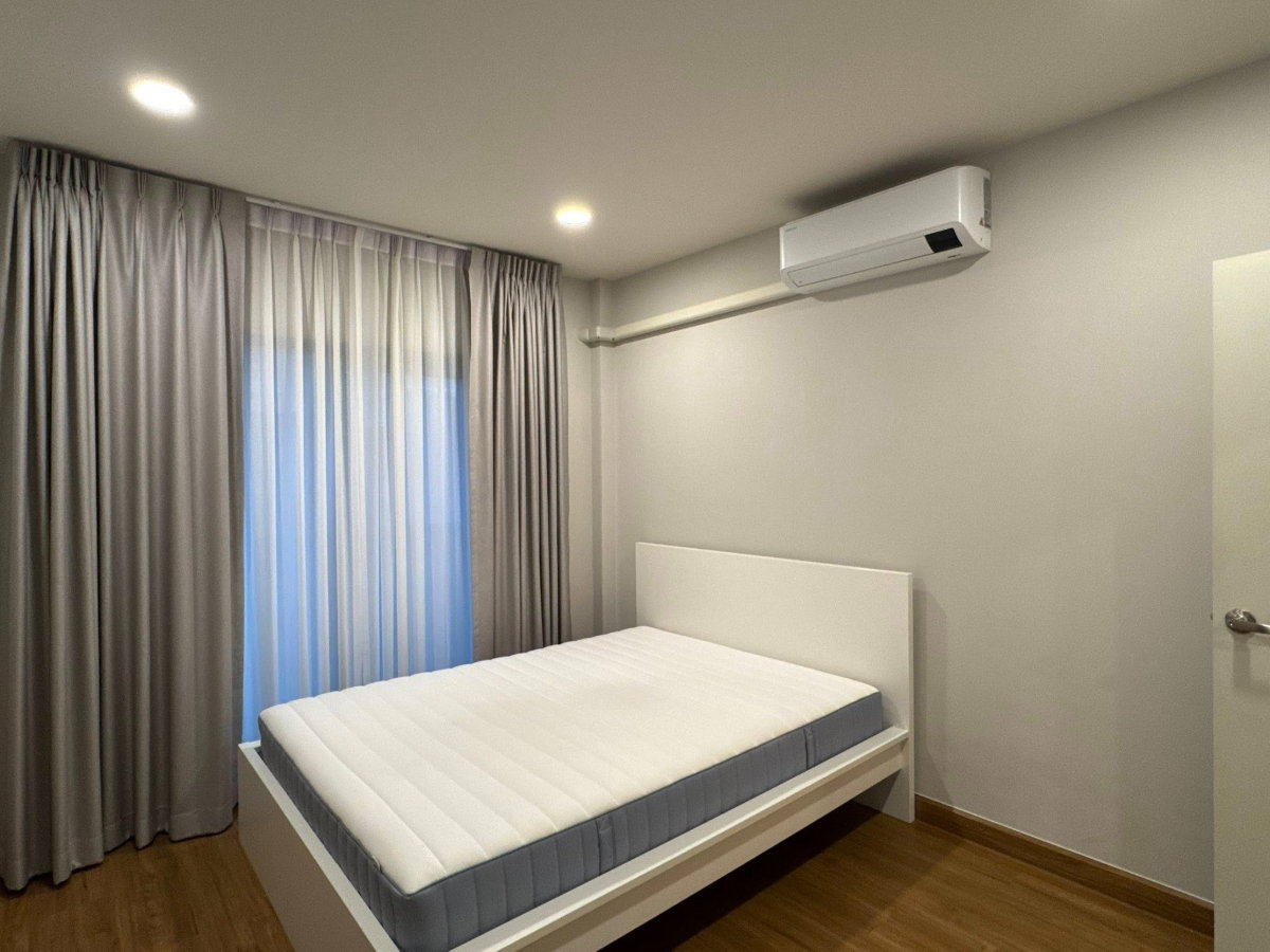 รูป ให้เช่า บ้านเดี่ยว Centro บางนา หลังใหญ่ ขนาด 61 ตร.วา 4 ห้องนอน เฟอร์นิเจอร์ครบ ราคาดีที่สุด เพียง 88,000 บ/ด - รูปที่ 12/14