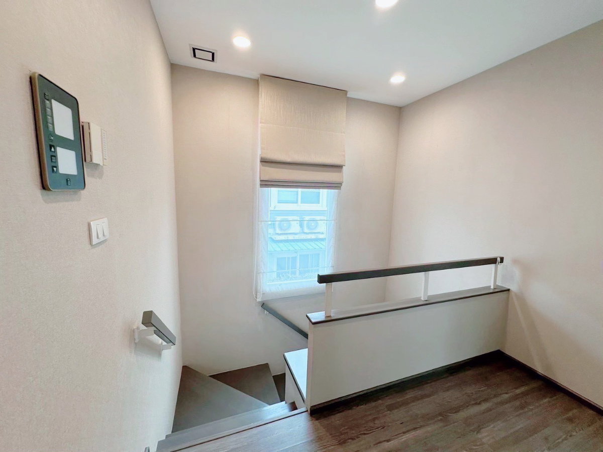 รูป ✨ให้เช่าบ้านเดี่ยว ชัยพฤกษ์ บางนา กม.7 จาก Land & Houses 3 ห้องนอน 3 ห้องน้ำ ทำเลดีมาก เพียง 600 เมตรถึง Mega Bangna บ้านตกแต่งครบ พร้อมเข้าอยู่🌿 - รูปที่ 5/20