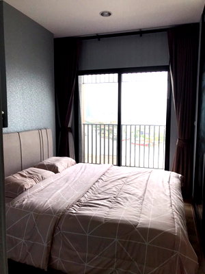 ขายคอนโด : [ขายพร้อมผู้เช่า วิวแม่น้ำสวยมาก! P-122480 นิช โมโน เจริญนคร ชั้น 25 เหมาะลงทุนรับค่าเช่าต่อเนื่อง] | 4 ล้าน | line @easythaihome 085-592-2897