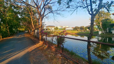 Land for sale near Chaengwattana Road, 2 rai 93 square wah, Soi Saengwi.