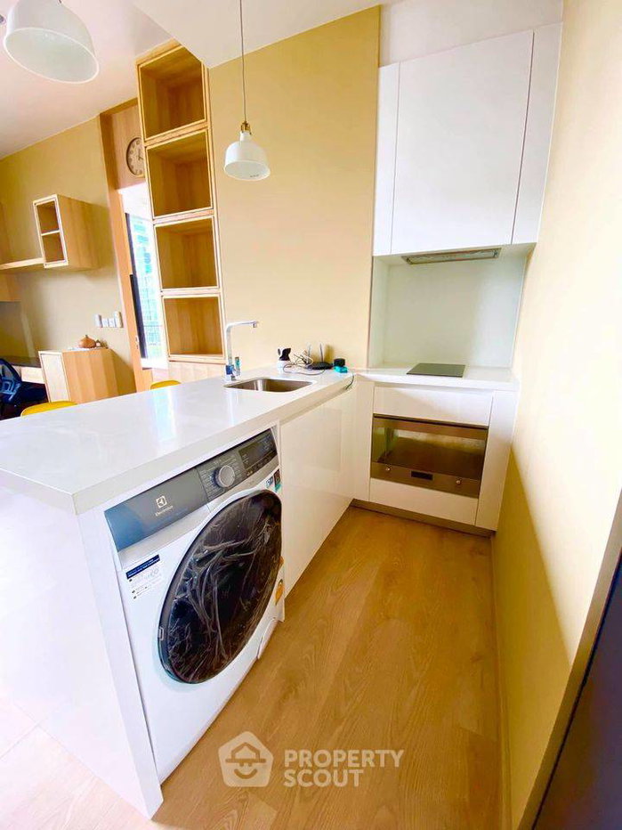 รูป คอนโด 1-ห้องนอน ที่ โนเบิล บีอี ไนน์ทีน สุขุมวิท ใกล้ BTS นานา (ID 530901) - รูปที่ 3/17