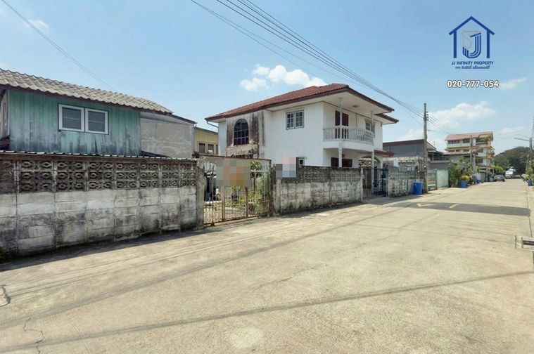 ขายที่ดินพร้อมสิ่งปลูกสร้าง 35 ตารางวา หมู่บ้านปิ่นเจริญ 2 ซอยสรณคมน์ 35 ถนนสรงประภา ใก้ลสนามบินดอนเมือง รถไฟฟ้าสายสีแดง