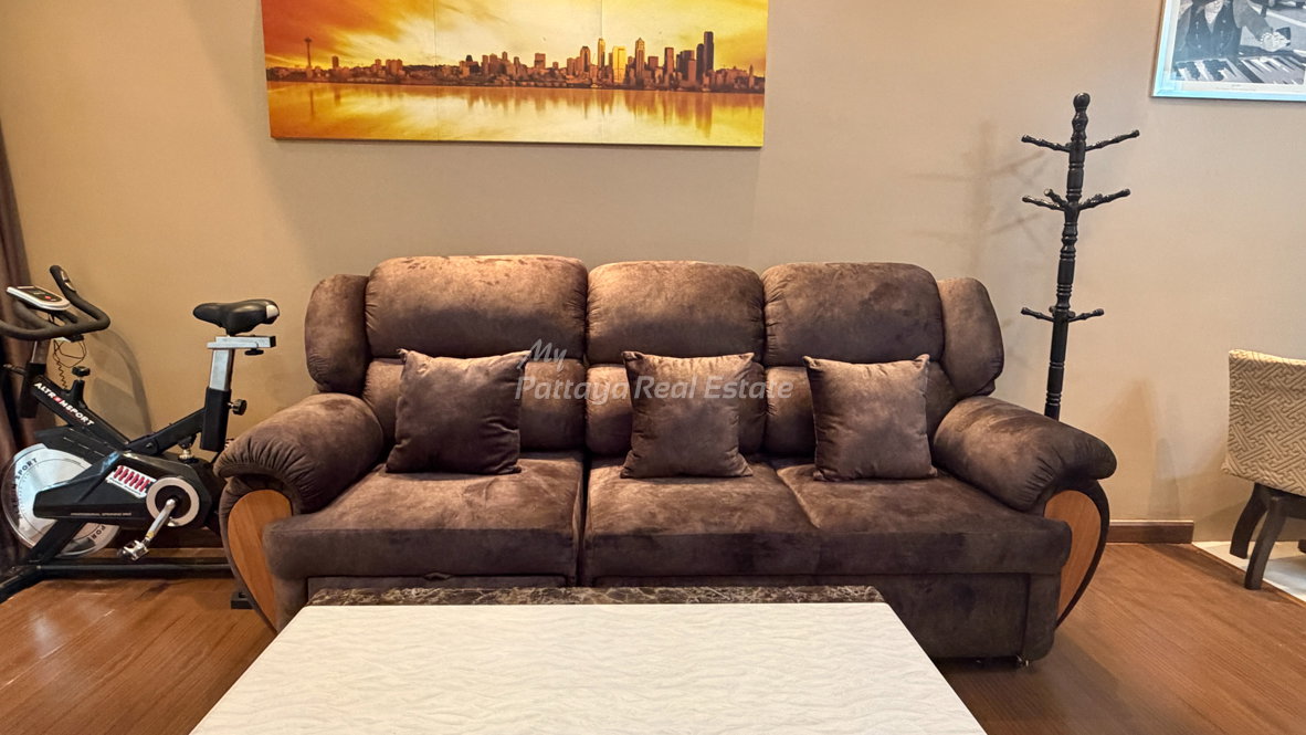 รูป 🛏️ 1 ห้องนอน - 🛁 1 ห้องน้ำ - 🏙️ Garden View - 🌏 ชื่อชาวต่างชาติ - 🏢 Baan Suan Lalana Jomtien - รหัส: BSL13 - รูปที่ 1/16