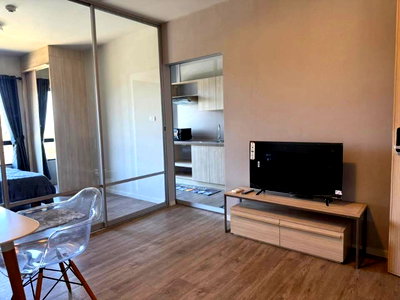 Condos for rent 700 Year Sports Arena Chiang Mai : Condo for rent in Ruamchok area, just 3 minutes from Central Festival. 37 sq.m., only 12,000 THB/month.