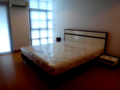 คอนโดให้เช่า : P-119801 วิวเมืองสวย 2 นอน สีลมเทอเรส ใกล้ BTS ศาลาแดง เพียง 50,000 บาท! | Line Id: @easycondoplus | 099-229-6397