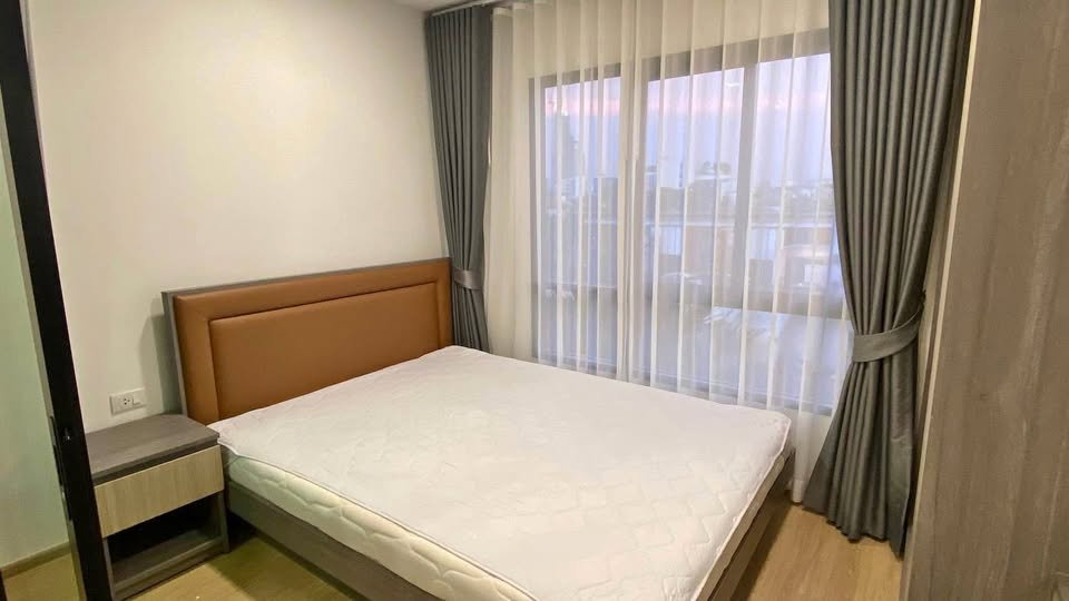 รูป ให้เช่า เดอะวันพลัส แกรนด์ หัวหมาก 18 มีเฟอร์นิเจอร์+เครื่องใช้ไฟฟ้าครบ - รูปที่ 1/9