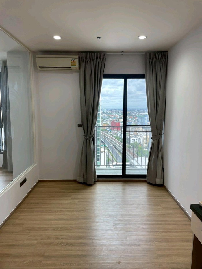 รูป ST507/ขายด่วน Fuse Sathorn-Taksin คอนโด High Rise วิวสวย ห้องรีโนเวทใหม่ 100 เมตรถึง BTS วงเวียนใหญ่ - รูปที่ 3/11