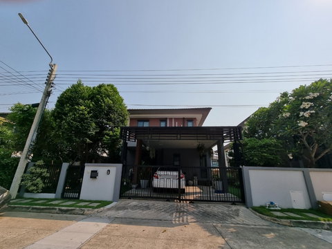sss269 For Sale: Detached House, Burasiri Wongwaen-Onnuch