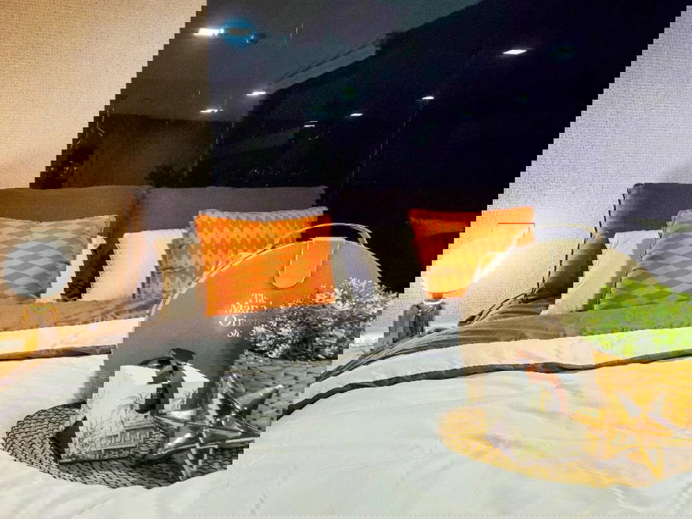 picture 🔥 Best value! Chewathai Residence Asoke: High ceilings, spacious and airy, comfortable living, close to MRT Phetchaburi - 9/17