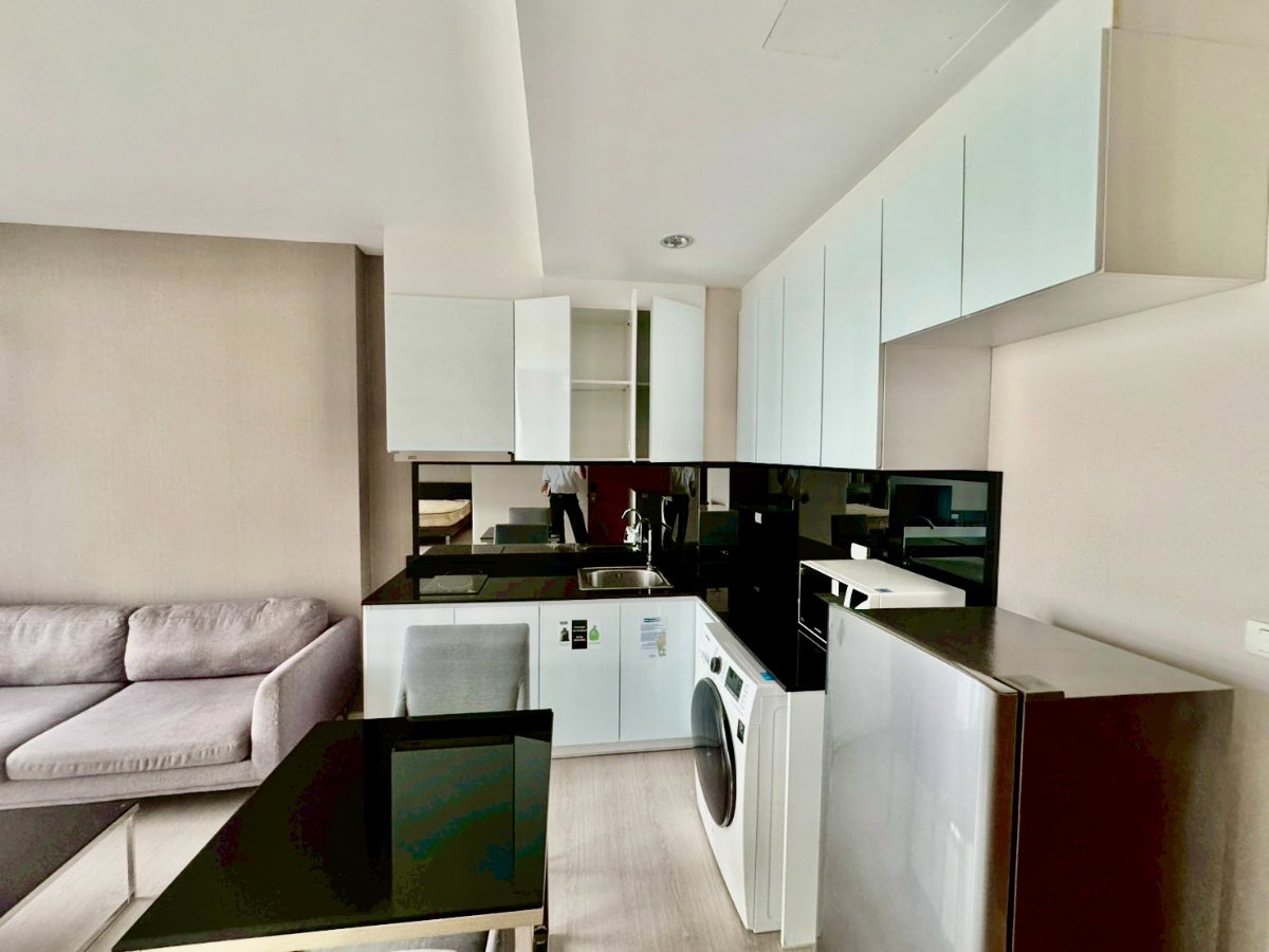 รูป ขาย อัพ เอกมัย เฟอร์นิเจอร์ครบ ใกล้ BTS เอกมัย - รูปที่ 4/7