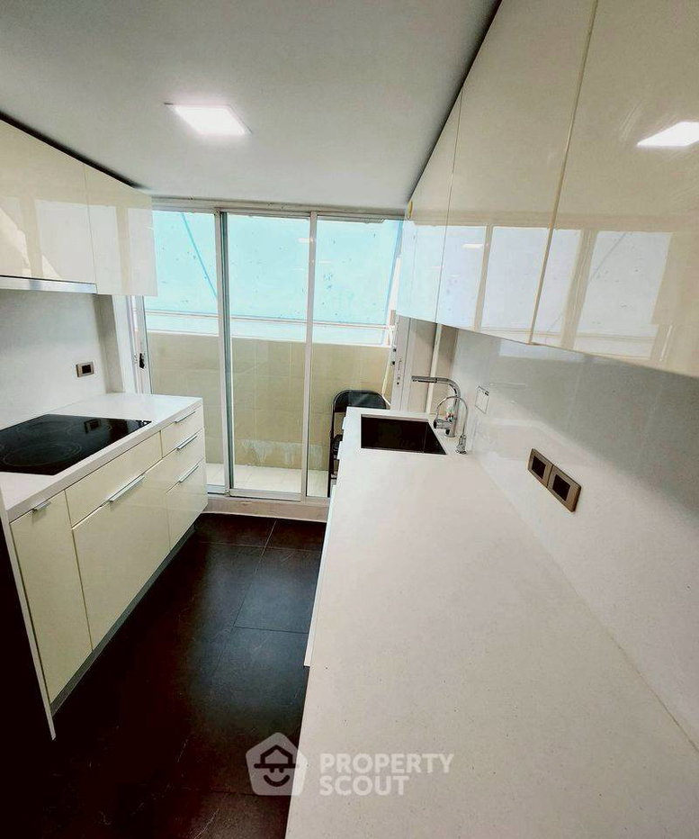 รูป คอนโด 4-ห้องนอน ที่ ฟิฟตี้ไนน์ เฮอร์ริเทจ สุขุมวิท 59 ใกล้ BTS ทองหล่อ (ID 2796485) - รูปที่ 10/18