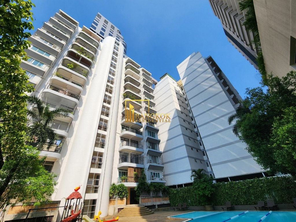 picture Grand Ville House 1 | Spacious 3 Bed Condo in Phrom Phong - BR60907CD - 30/34