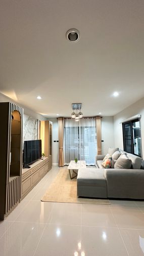 บ้านเช่ากาญจน์กนก 12 ซุปเปอร์ไฮเวย์ 4 ห้องนอน, 3 ห้องน้ำ รับสัตว์เลี้ยง 