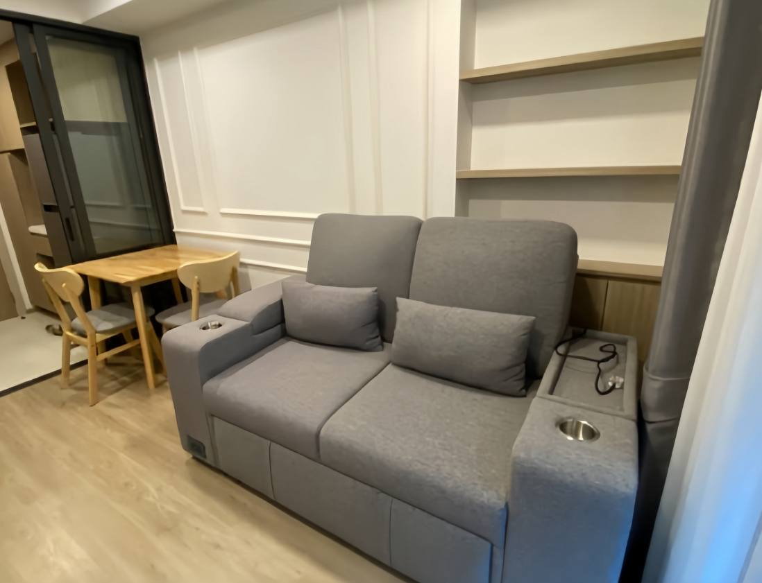 รูป The Nest Chula Samyan【𝐑𝐄𝐍𝐓】🔥ฟีลโฮมอบอุ่น เฟอร์ครบ ใช้ชีวิตสบาย พร้อมส่วนกลางครบ🔥 ติดต่อไลน์ไอดี: @hacondo - รูปที่ 4/10