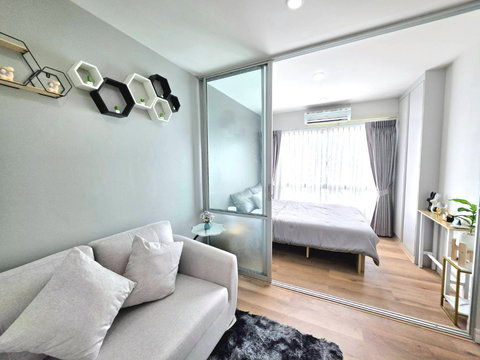 Room for sale v condo Ladkrabang