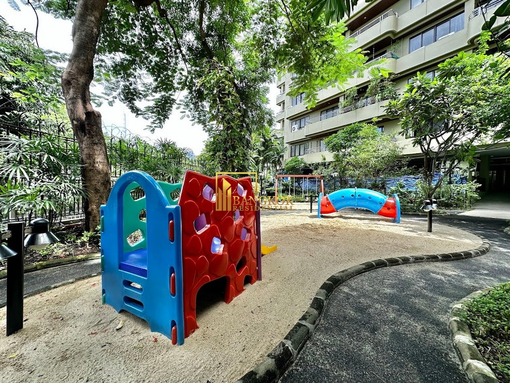 รูป Supreme Ville | Cozy 3 Bedroom Condo in Sathorn Area - BR14803CD - รูปที่ 34/37
