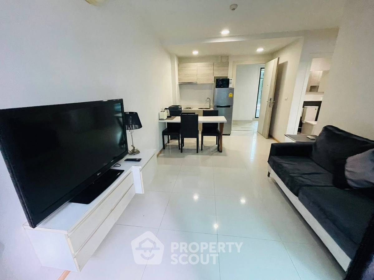 รูป คอนโดให้เช่า ชั้นล่าง 1 ห้องนอน 41 ตร.ม. โครงการ อควา คอนโดมิเนียม จอมเทียน (ID 2796317) - รูปที่ 1/14