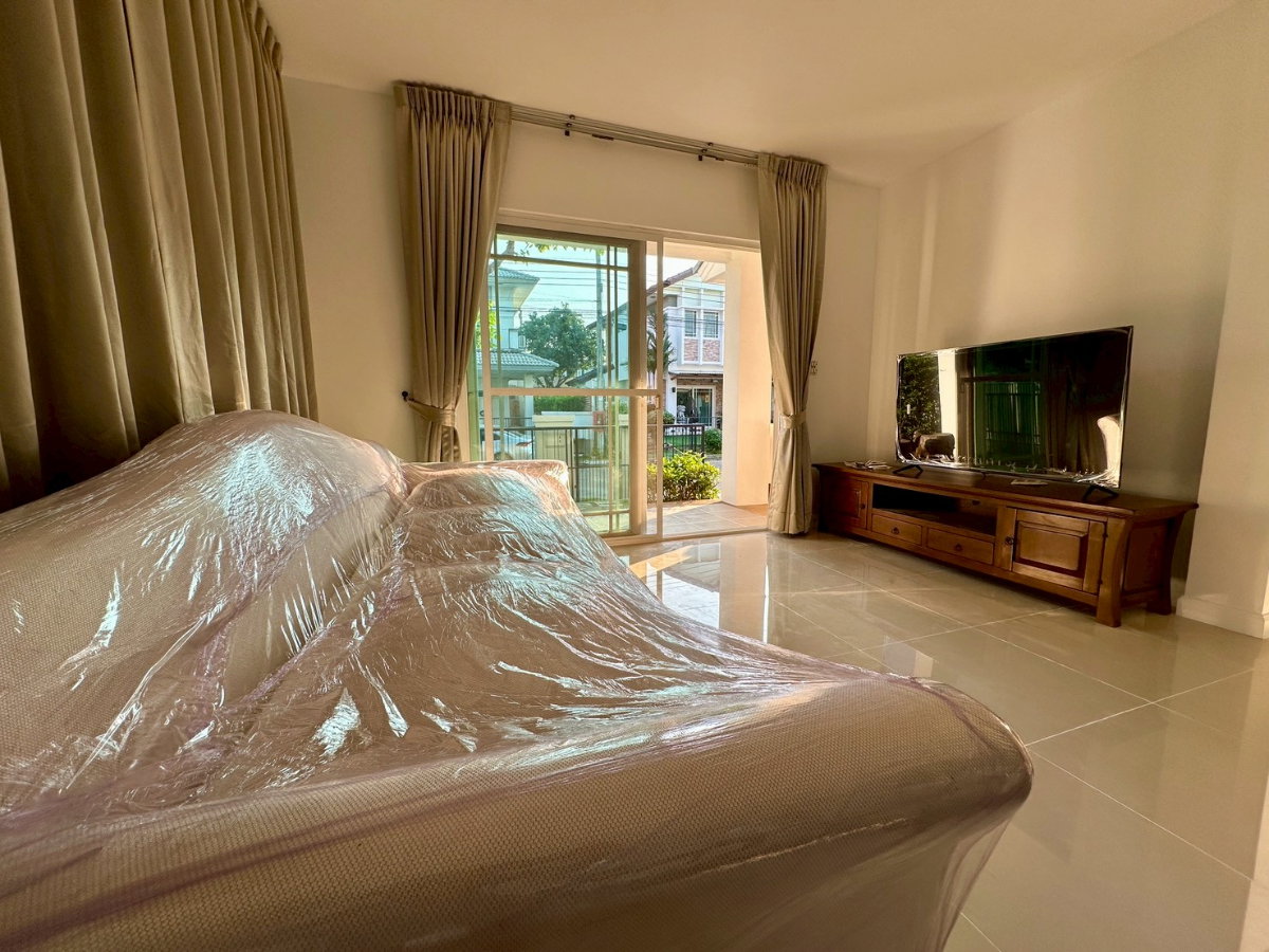 รูป ให้เช่าบ้านเดี่ยว 2 ชั้น | มัณฑนา อ่อนนุช – วงแหวน 3 Manthana Onnut – Wongwaen 3 3+1 ห้องนอน | 3 ห้องน้ำ | ราคาเริ่ม 50,000 บาท/เดือน - รูปที่ 3/18