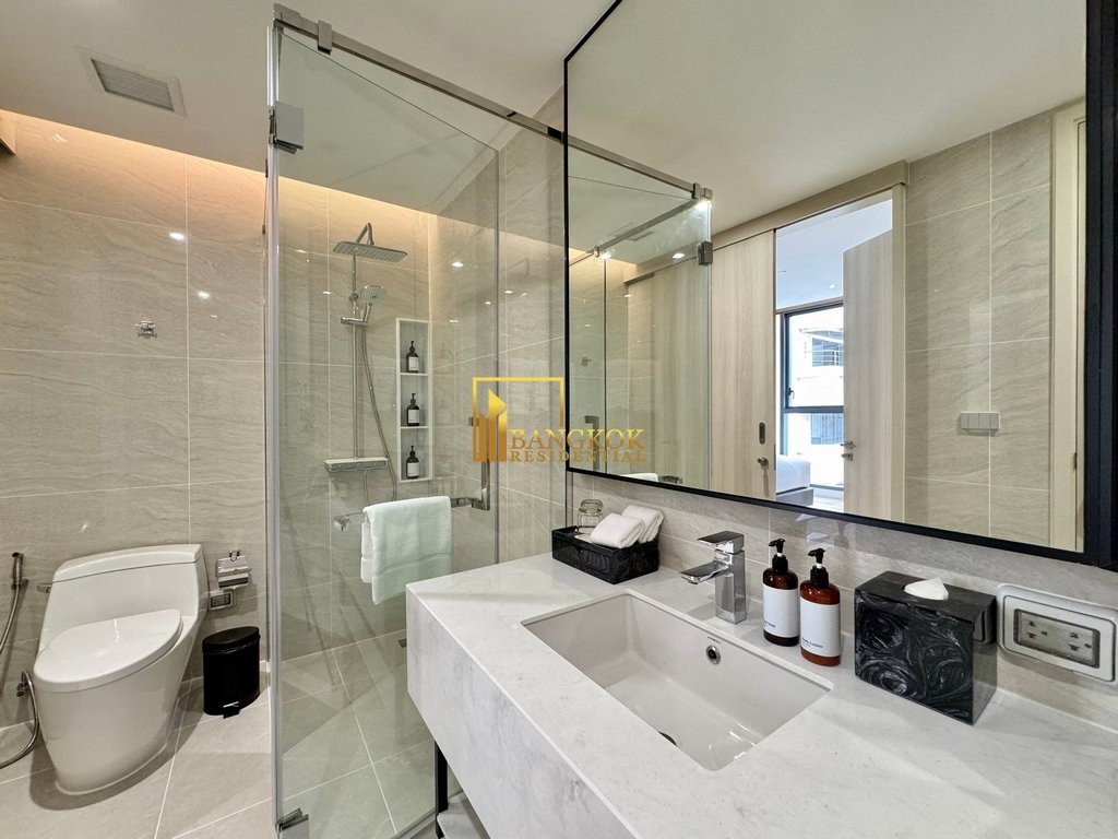 รูป Modern 2 Bed Serviced Apartment in Asoke Area - BR30290SA - รูปที่ 23/41