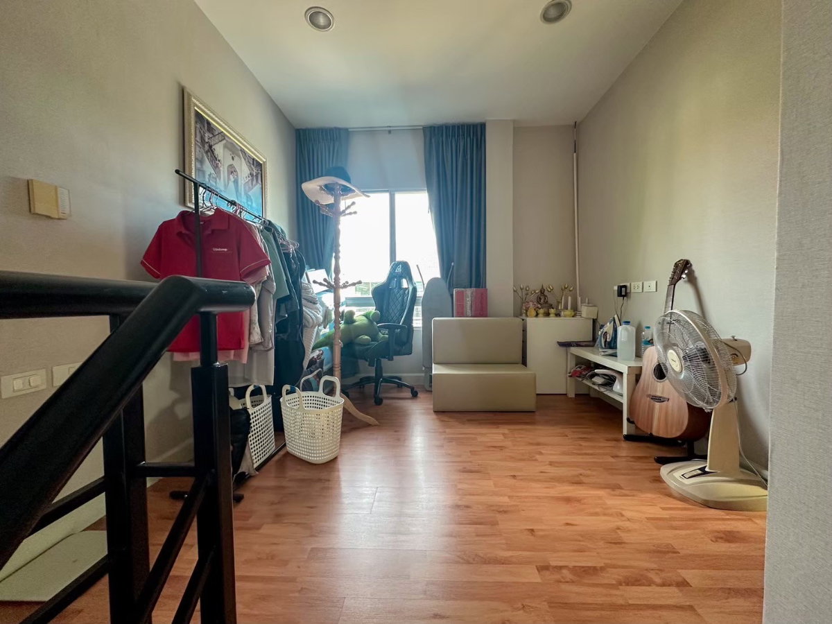 รูป (ขายด่วน) บ้านเดี่ยว ย่านรามอินทรา ติดถนนใหญ่ ขาย 9 ล้านบาท - รูปที่ 33/52