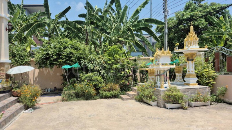 รูป บ้านเดี่ยว 2 ชั้น พร้อมที่ดิน 102 ตารางวา ถนนสุขุมวิท - รูปที่ 11/30