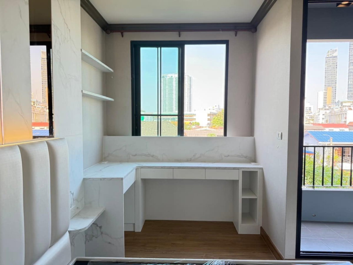 รูป The Reserve Kasemsan 3【𝐒𝐄𝐋𝐋 & 𝐑𝐄𝐍𝐓】🔥โมเดิร์นลักชู เฟอร์คุณภาพ บิ้วอินสวย พร้อมสิ่งอำนวยความสะดวกจัดเต็ม🔥 ติดต่อไลน์ไอดี: @hacondo - รูปที่ 2/6