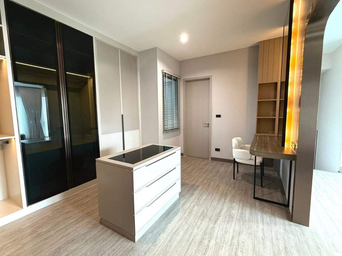 รูป 🏡✨ บ้านหรู “พร้อมเข้าอยู่” โครงการ The Edition บางนา เฟส 2 4 ห้องนอน 4 ห้องน้ำ หลังเมกะบางนา วิวสวนส่วนตัว 🌿 - รูปที่ 7/17
