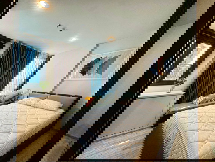 รูป 📍XT Huaikhwang✨คอนโดหรูห้วยขวาง ห้องใหญ่แต่งครบพร้อมอยู่ (1 ห้องนอน ขนาด 30 ตรม.) เช่าเพียง 17,000/เดือน ▫️Line: @sanhaproperty📲095-6922871 รับโค - รูปที่ 1/13