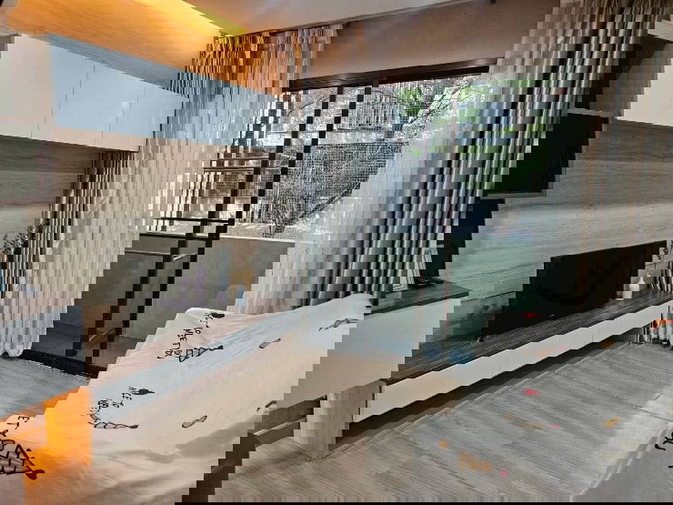 รูป ขาย Airport Home Condo ใกล้สนามบินเชียงใหม่ เหมาะกับการลงทุนสภาพแวดล้อมดี มีเซเว่น
อยู่หน้าโครงการ - รูปที่ 6/16