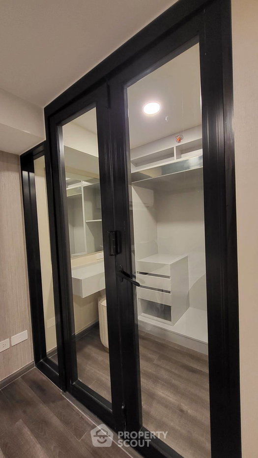 picture 1-BR Condo at KnightsBridge Space Rama 9 near MRT Phra Ram 9 (ID 1113916) - 12/12