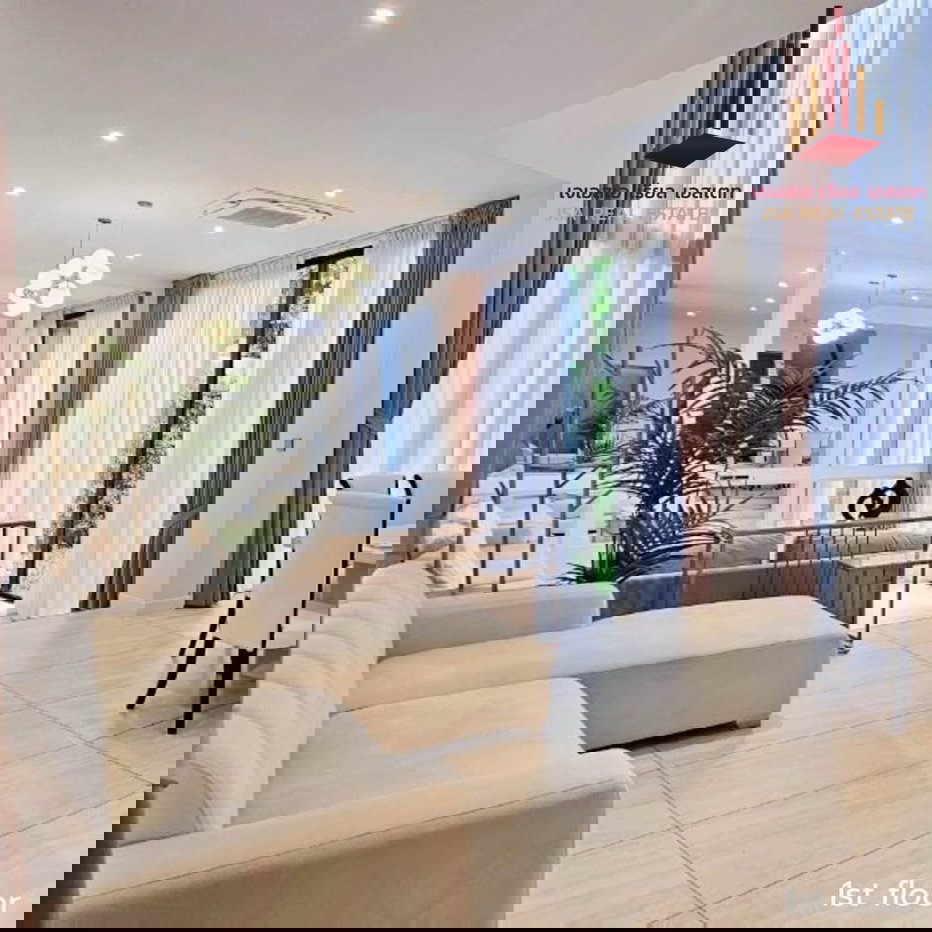 picture ✨ For Rent: BuGaan Krungthep Kreetha ✨ 💰 Only 250,000 THB/month - 4/21