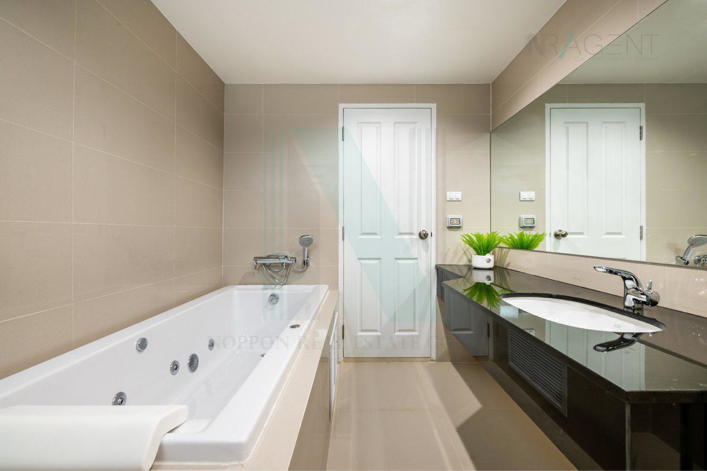 รูป 📌 ขายคอนโด เบลล์ แกรนด์ พระราม 9 อาคาร D2 ชั้น 32 Duplex 3 ห้องนอน ขนาด 108 ตรม ใกล้ Central Plaza พระราม 9 - รูปที่ 1/8