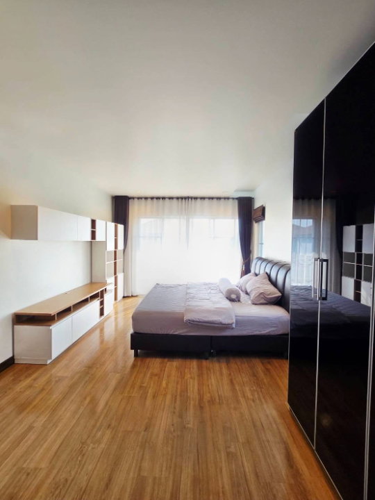 รูป ให้เช่า บ้านเดี่ยวในโครงการหมู่บ้านซีรีนพาร์ค - ถนนสันกำแพงสายใหม่ เฟอร์ครบ ใกล้ตลาดสด กาดศรีอรุณ และตลาดเจริญเจริญ-RW007850 - รูปที่ 13/23